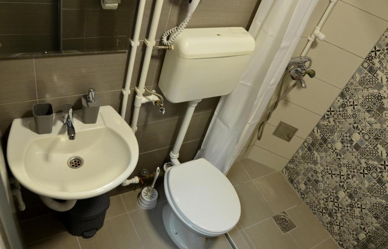 Iva Studio-Apartment Kladovo Eksteriør billede
